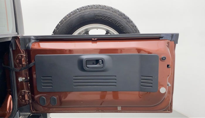 2021 Mahindra Thar LX HT PETROL 4WD MT, Petrol, Manual, 4,870 km, Boot Door Open