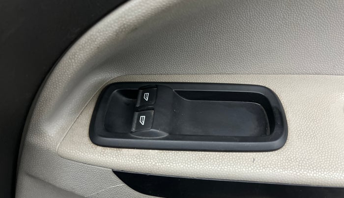 2017 Ford Ecosport AMBIENTE 1.5L PETROL, Petrol, Manual, 71,197 km, Driver Side Door Panels Control