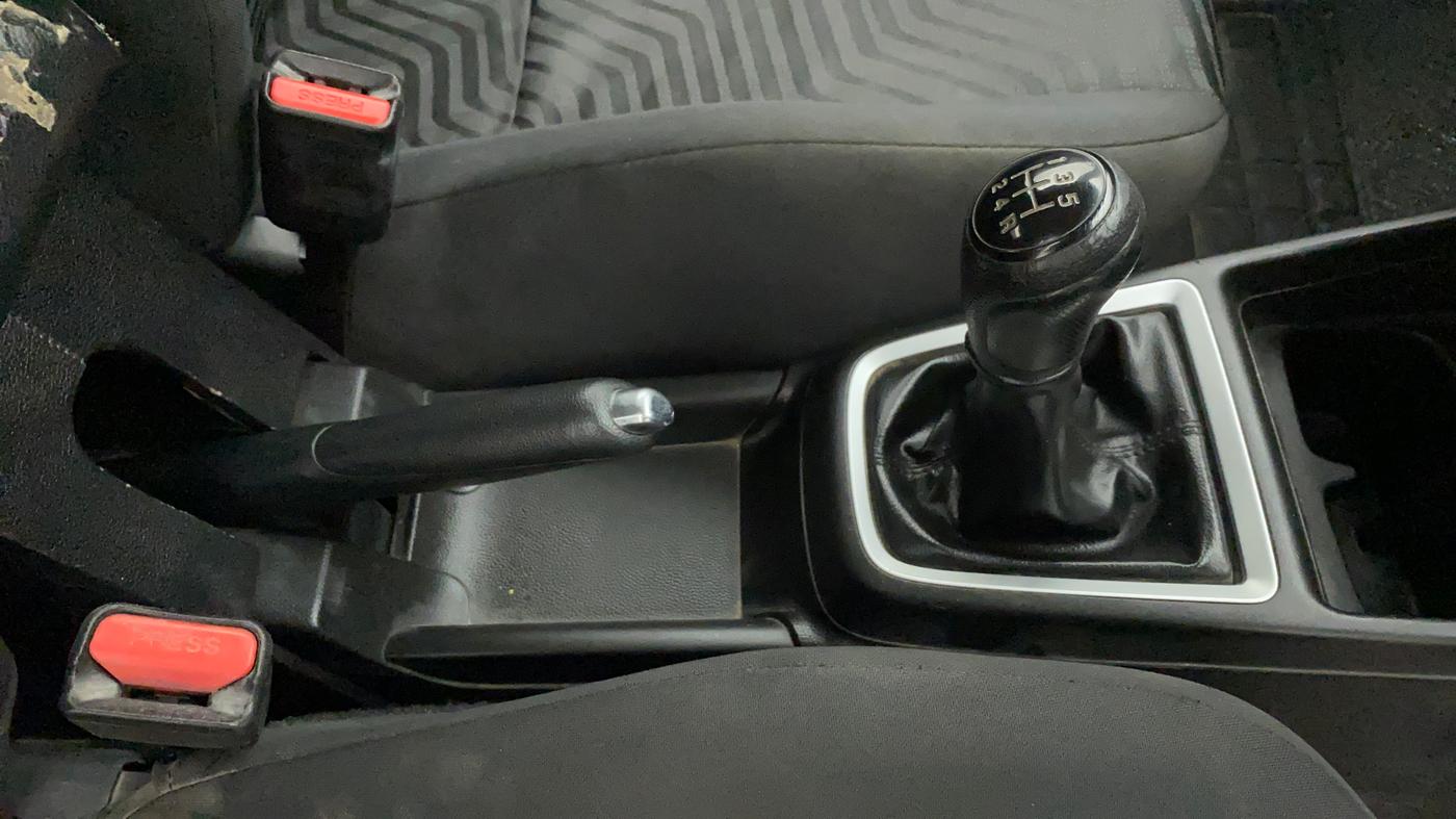 2018 Maruti Swift ZXI PLUS, Petrol, Manual, 40,368 km, Gear Lever