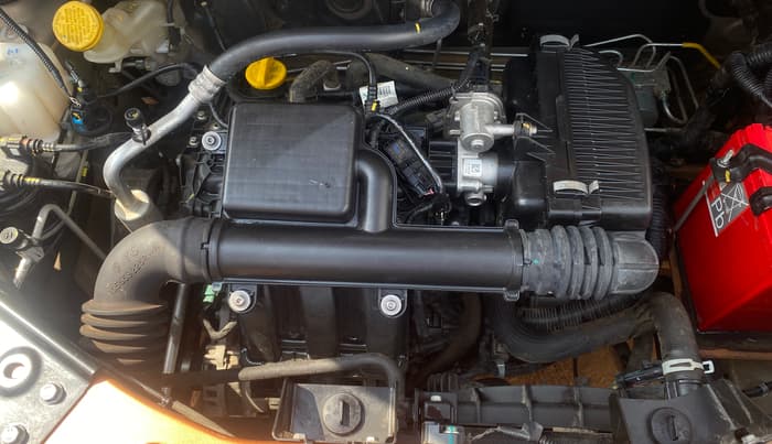 2024 Nissan MAGNITE Tekna B4D 1.0 Petrol AMT Dual Tone, Petrol, Automatic, 5,386 km, Engine View