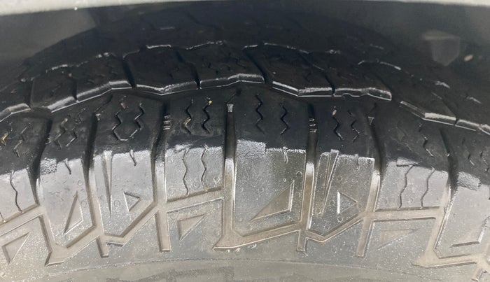 2021 Tata Harrier XZ PLUS 2.0L DUAL TONE, Diesel, Manual, 65,892 km, Right Front Tyre Tread