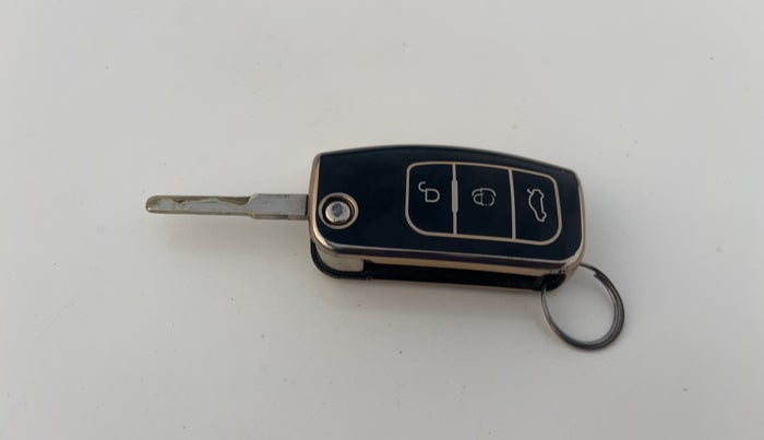 2015 Ford Ecosport TITANIUM 1.5L PETROL, Petrol, Manual, 1,01,340 km, Key Close Up