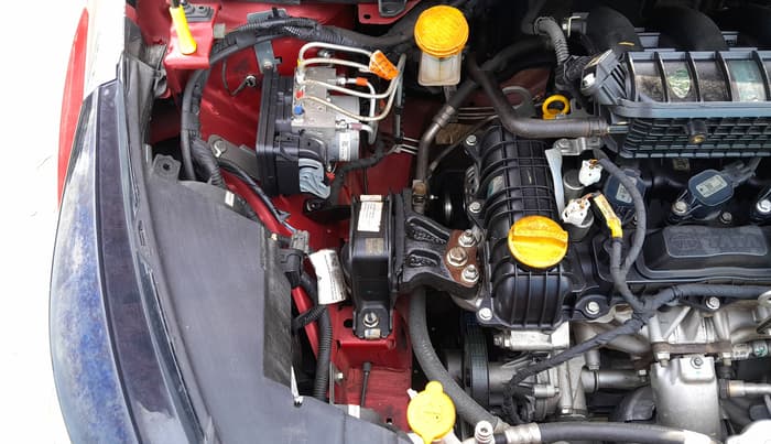 2024 Tata ALTROZ XMA Plus (S) DCT, Petrol, Automatic, 17,233 km, Engine View - Right