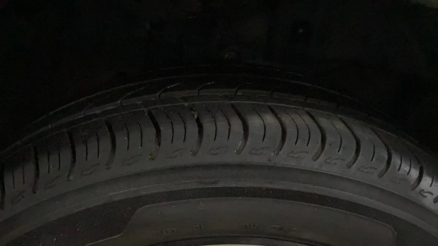 2023 Honda Amaze 1.2L I-VTEC VX, Petrol, Manual, 2,052 km, Right Front Tyre Tread