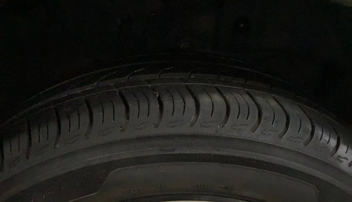 2023 Honda Amaze 1.2L I-VTEC VX, Petrol, Manual, 2,026 km, Right Front Tyre Tread