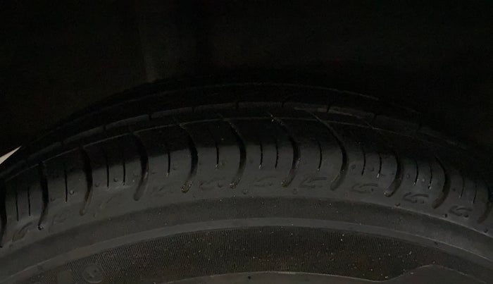 2023 Honda Amaze 1.2L I-VTEC VX, Petrol, Manual, 2,026 km, Right Rear Tyre Tread