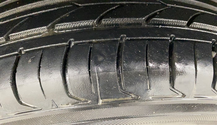 2022 Hyundai VENUE S+ 1.2, Petrol, Manual, 41,973 km, Left Front Tyre Tread