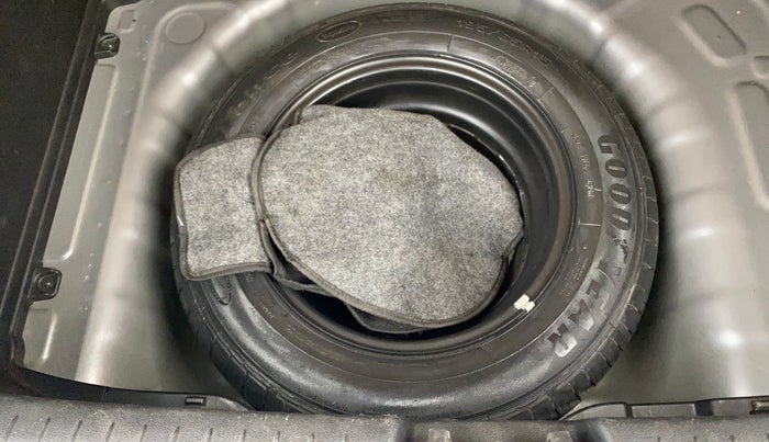 2022 Hyundai VENUE S+ 1.2, Petrol, Manual, 41,973 km, Spare Tyre