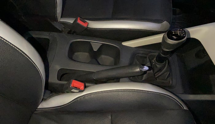 2022 Nissan MAGNITE XE, Petrol, Manual, 24,263 km, Gear Lever