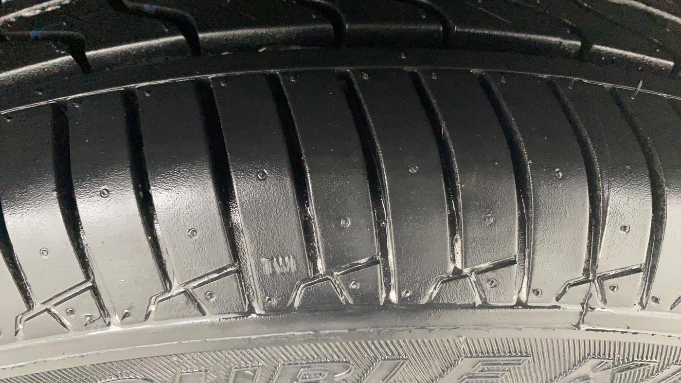 2021 KIA SONET HTK PLUS 1.2, Petrol, Manual, 81,221 km, Right Front Tyre Tread