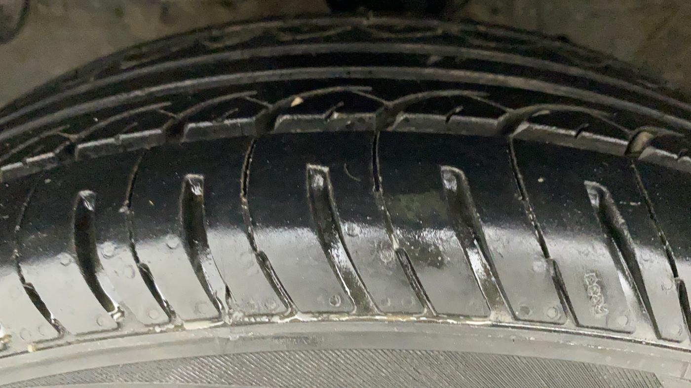 2014 Honda City 1.5L I-VTEC V MT, Petrol, Manual, 61,708 km, Left Front Tyre Tread