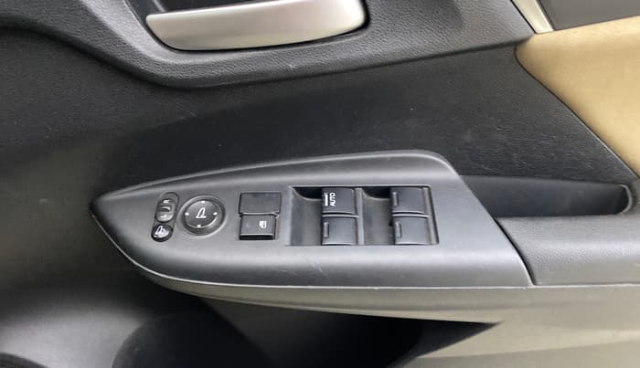 2017 Honda Jazz 1.2L I-VTEC V, Petrol, Manual, 22,998 km, Driver Side Door Panels Control