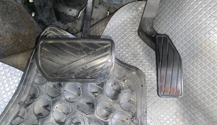 2014 Maruti Celerio VXI AMT, Petrol, Automatic, 1,01,423 km, Pedals