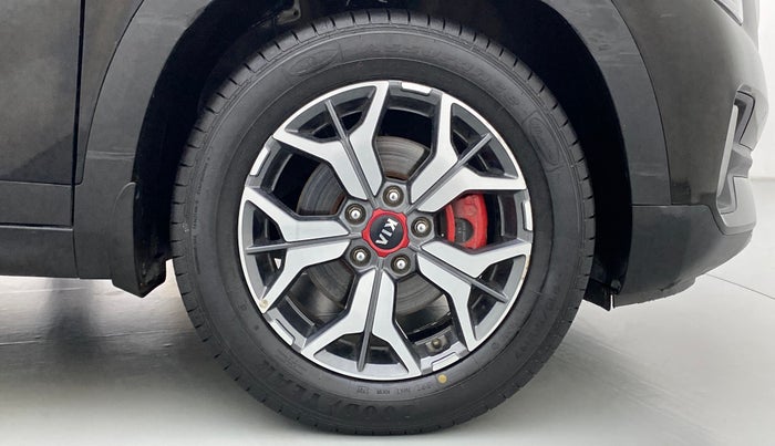 2020 KIA SELTOS 1.5 GTX+ AT, Diesel, Automatic, 73,205 km, Right Front Wheel