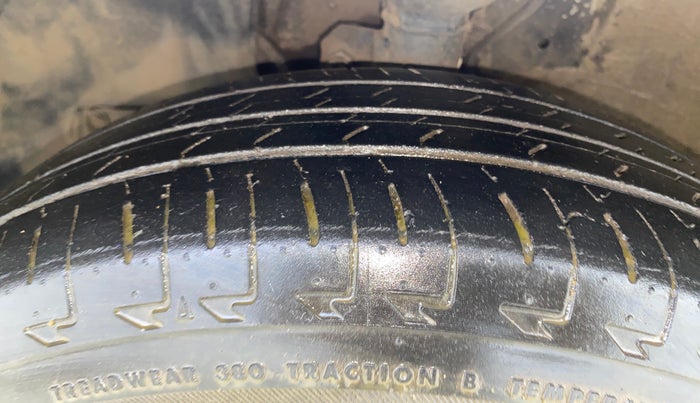 2022 Maruti Celerio VXI CNG, CNG, Manual, 34,893 km, Left Front Tyre Tread