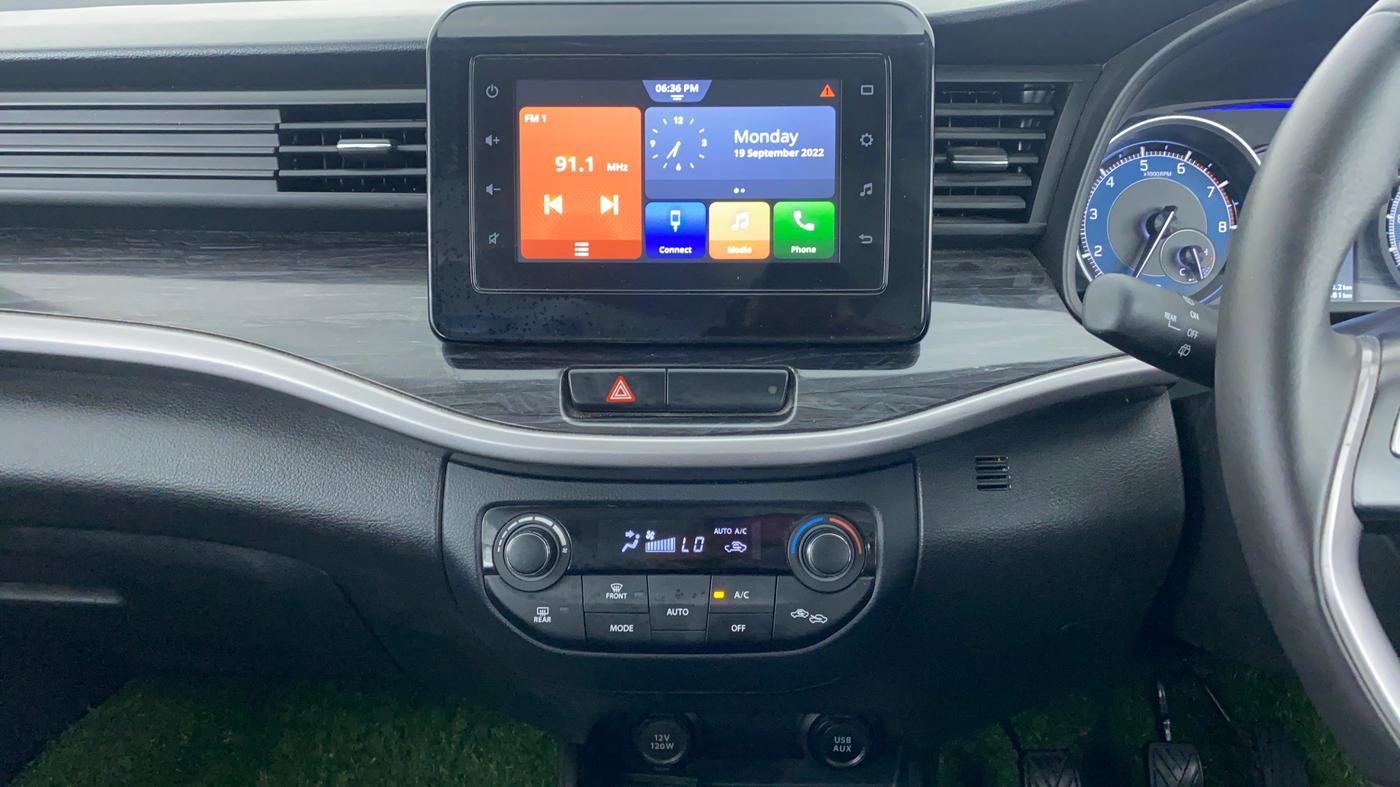 2019 Maruti XL6 ALPHA SHVS  MT, Petrol, Manual, 75,533 km, Air Conditioner