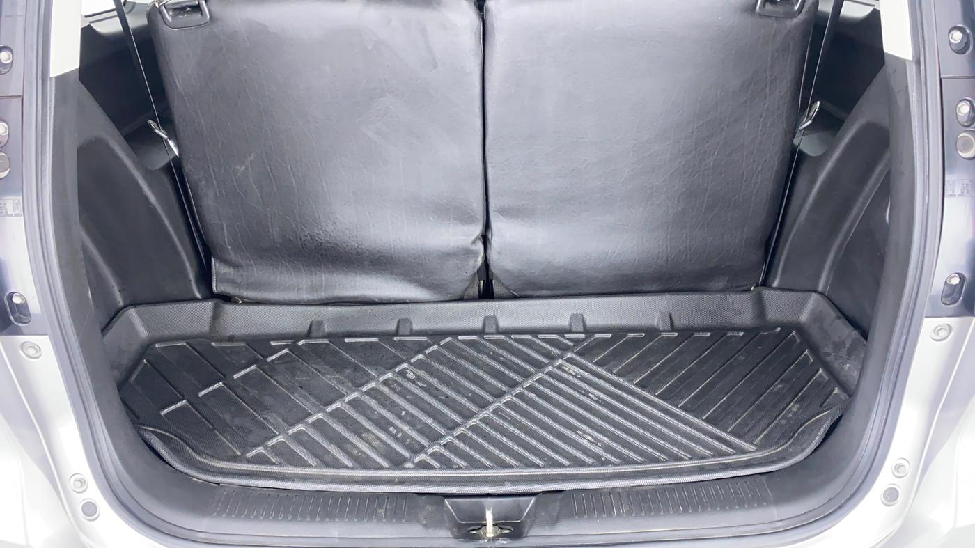 2019 Maruti XL6 ALPHA SHVS  MT, Petrol, Manual, 75,533 km, Boot Inside
