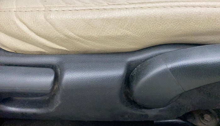 2016 Honda Jazz 1.2L I-VTEC V, Petrol, Manual, 92,463 km, Driver Side Adjustment Panel