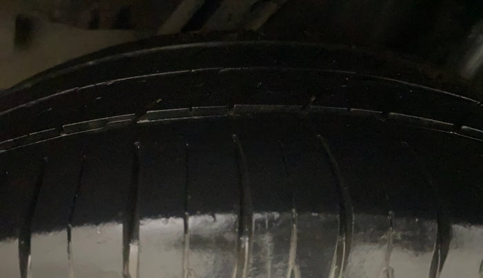 2016 Honda Jazz 1.2L I-VTEC V, Petrol, Manual, 92,463 km, Left Rear Tyre Tread