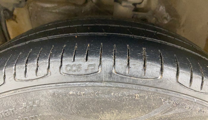 2014 Maruti Celerio ZXI, Petrol, Manual, 1,12,987 km, Left Front Tyre Tread