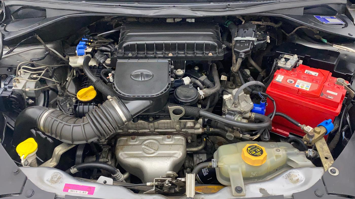 2019 Tata Tiago XZA PETROL, CNG, Automatic, 82,923 km, Open Bonet