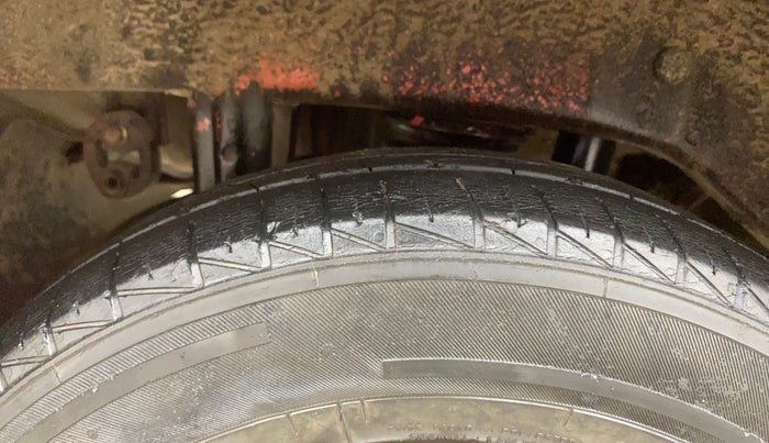 2019 Maruti Alto 800 VXI, Petrol, Manual, 29,069 km, Right Rear Tyre Tread