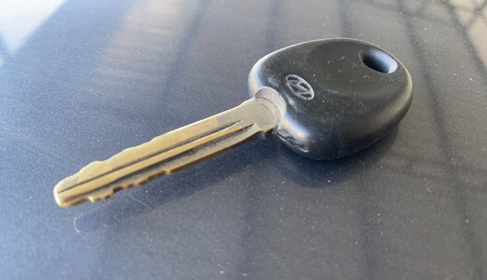 2019 Hyundai NEW SANTRO MAGNA AMT, Petrol, Automatic, 33,699 km, Key Close Up