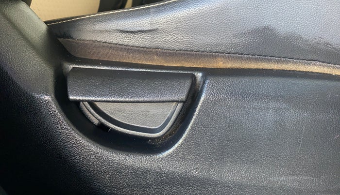 2019 Hyundai NEW SANTRO MAGNA AMT, Petrol, Automatic, 33,699 km, Driver Side Adjustment Panel