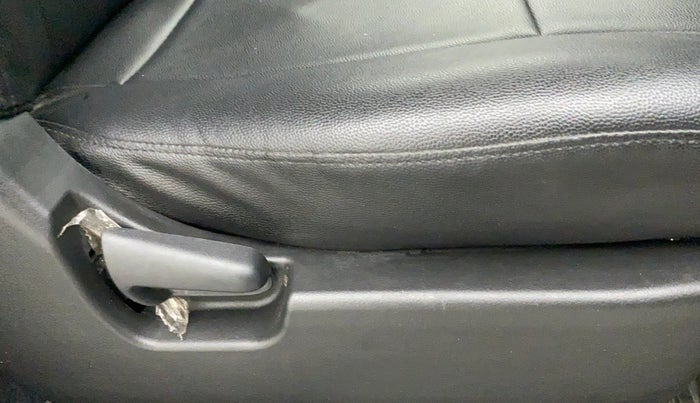 2014 Maruti Wagon R 1.0 LXI, Petrol, Manual, 50,431 km, Driver Side Adjustment Panel