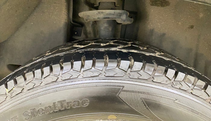 2017 Jeep Compass LIMITED 1.4 PETROL AT, Petrol, Automatic, 46,449 km, Right Rear Tyre Tread