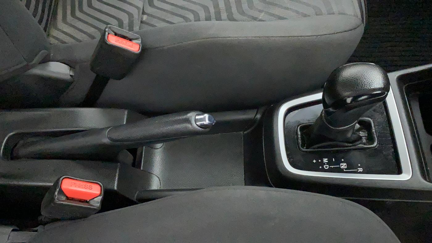 2018 Maruti Swift ZXI AMT, Petrol, Automatic, 61,673 km, Gear Lever