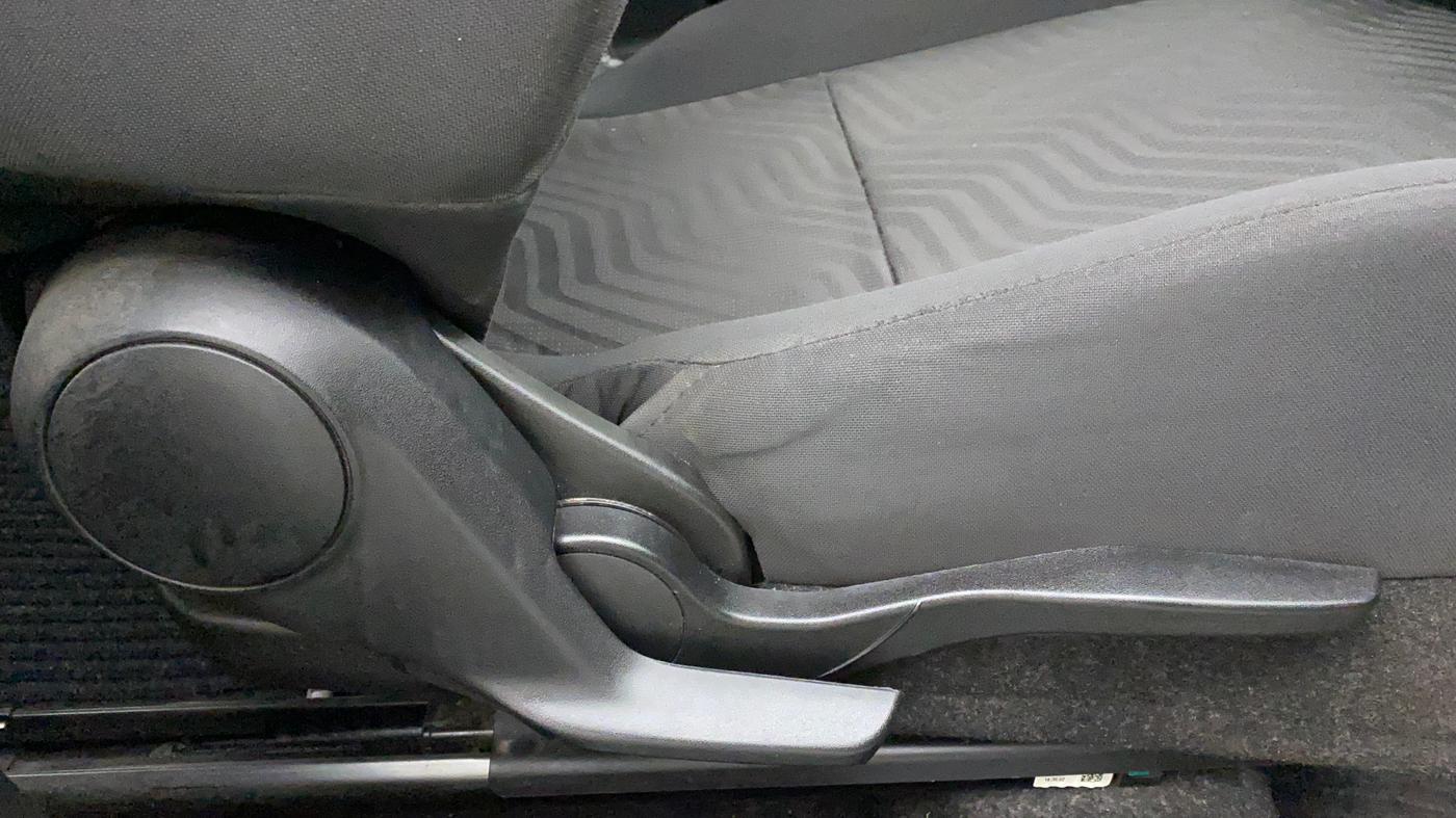 2018 Maruti Swift ZXI AMT, Petrol, Automatic, 61,673 km, Driver Side Adjustment Panel