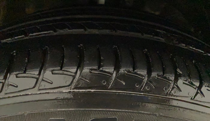 2019 Maruti Baleno DELTA CVT PETROL 1.2, Petrol, Automatic, 41,301 km, Left Rear Tyre Tread