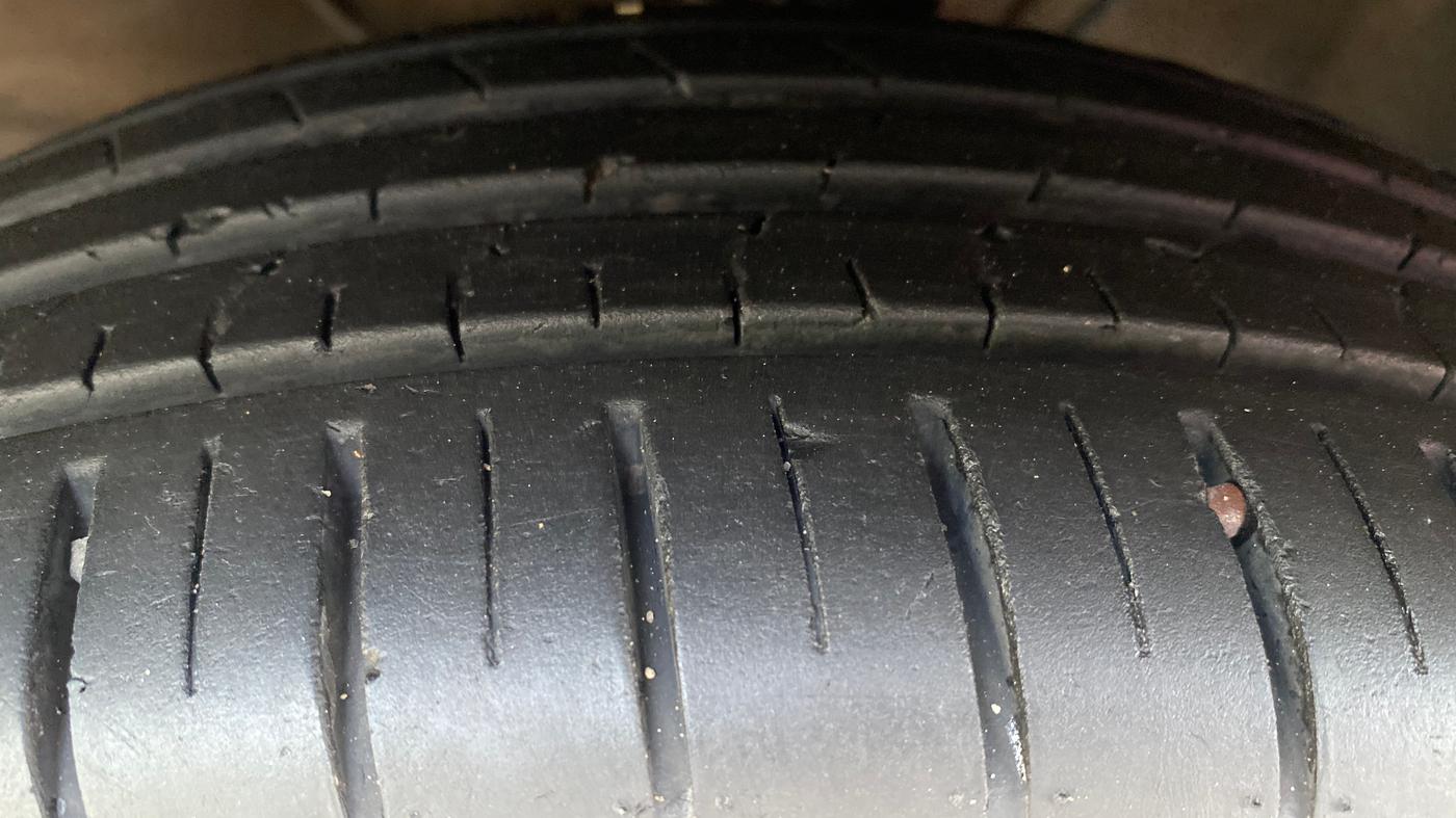 2023 Maruti Baleno DELTA CNG 1.2L, CNG, Manual, 44,748 km, Left Front Tyre Tread