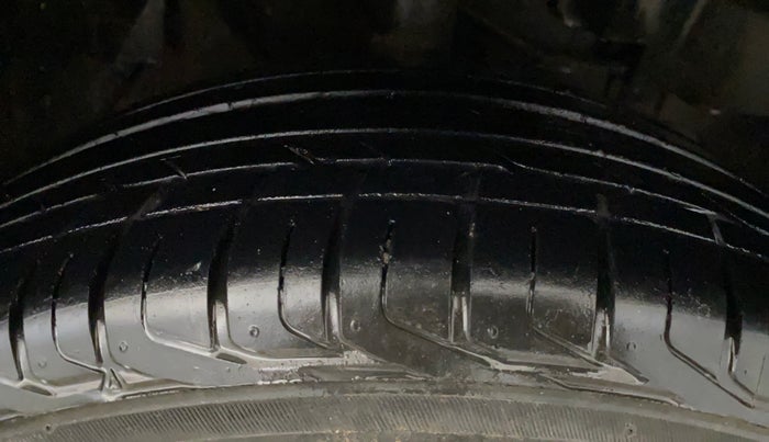 2023 Tata NEXON XM PETROL, Petrol, Manual, 35,415 km, Right Front Tyre Tread