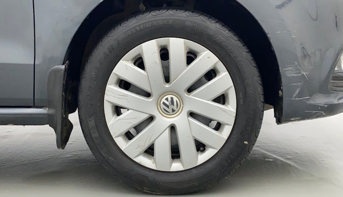 2018 Volkswagen Polo COMFORTLINE 1.2L PETROL, Petrol, Manual, 92,338 km, Right Front Wheel