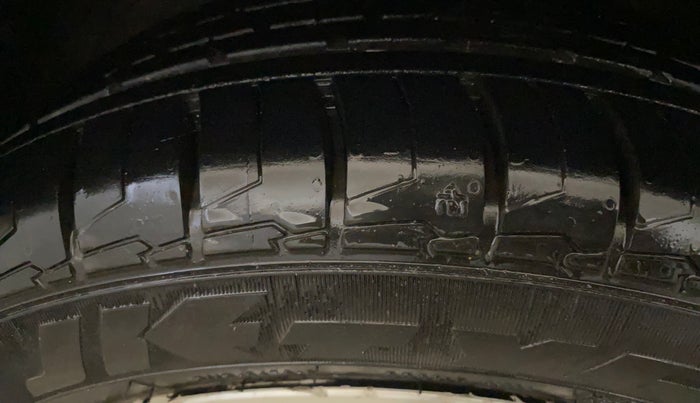 2019 Maruti Baleno ZETA PETROL 1.2, Petrol, Manual, 57,885 km, Left Front Tyre Tread