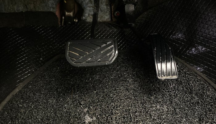 2020 Maruti Swift ZXI PLUS AMT, Petrol, Automatic, 94,528 km, Pedals