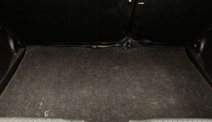 2020 Maruti Swift ZXI PLUS AMT, Petrol, Automatic, 94,528 km, Boot Inside