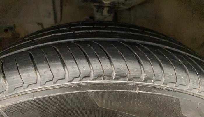 2016 Honda BR-V 1.5L I- DTEC V, Diesel, Manual, 56,981 km, Left Front Tyre Tread