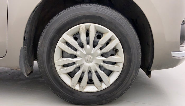 2017 Maruti Dzire VDI AMT, Diesel, Automatic, 51,735 km, Right Front Wheel