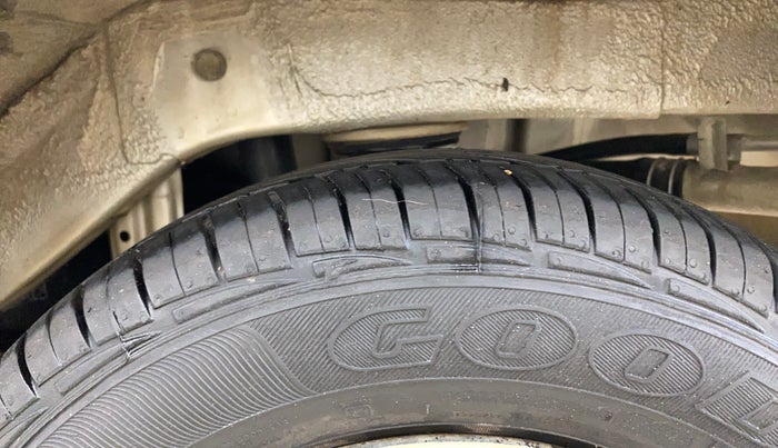 2013 Maruti Alto 800 LXI, Petrol, Manual, 20,480 km, Left Rear Tyre Tread