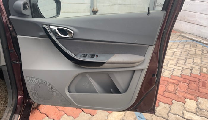 2021 Tata TIGOR XZA PLUS PETROL, Petrol, Automatic, 48,210 km, Driver Side Door Panels Control