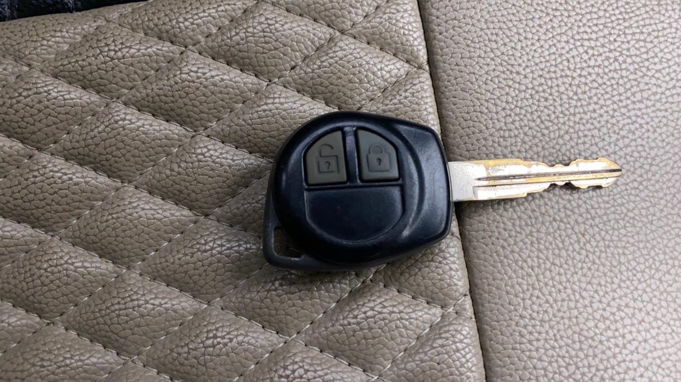 2018 Maruti Wagon R 1.0 VXI, Petrol, Manual, 38,786 km, Key Close Up