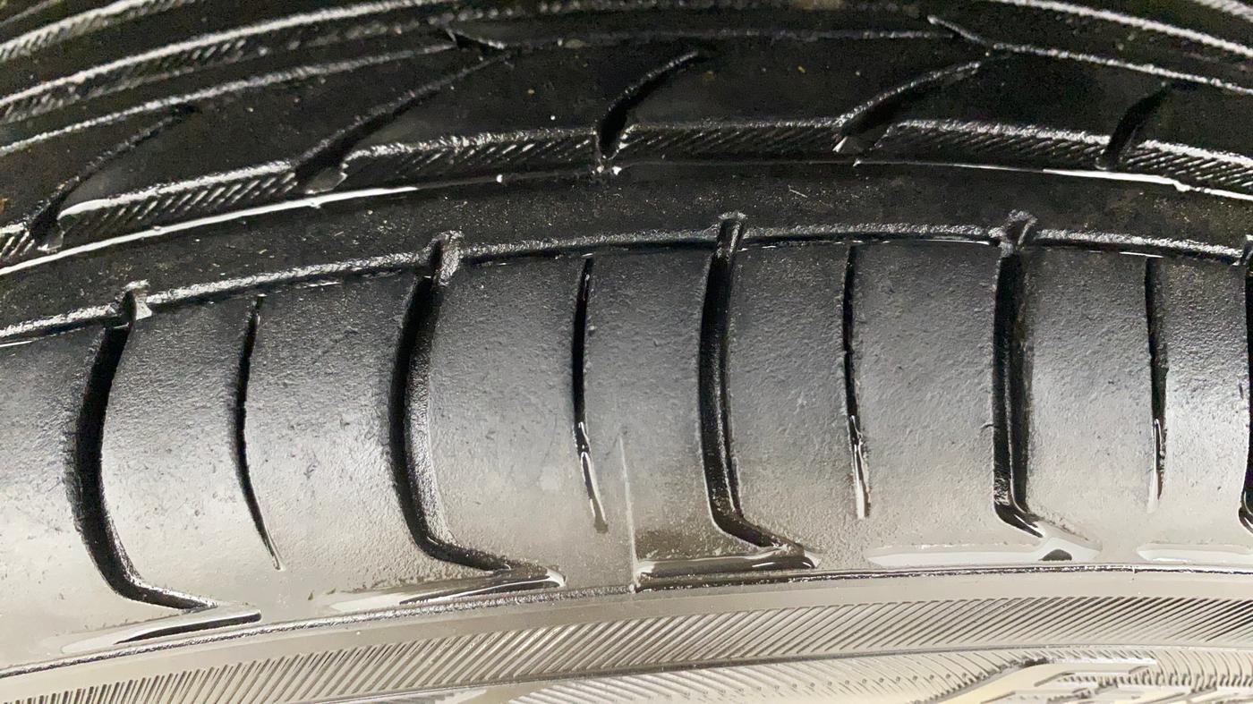2018 Maruti Wagon R 1.0 VXI, Petrol, Manual, 38,786 km, Left Front Tyre Tread