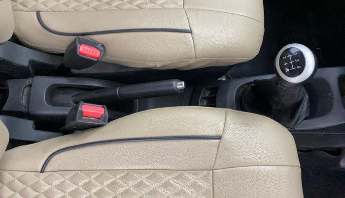 2018 Maruti Wagon R 1.0 VXI, Petrol, Manual, 38,786 km, Gear Lever