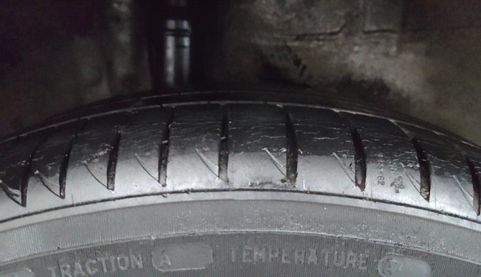 2018 Honda WR-V 1.2L I-VTEC VX MT, Petrol, Manual, 62,893 km, Right Rear Tyre Tread