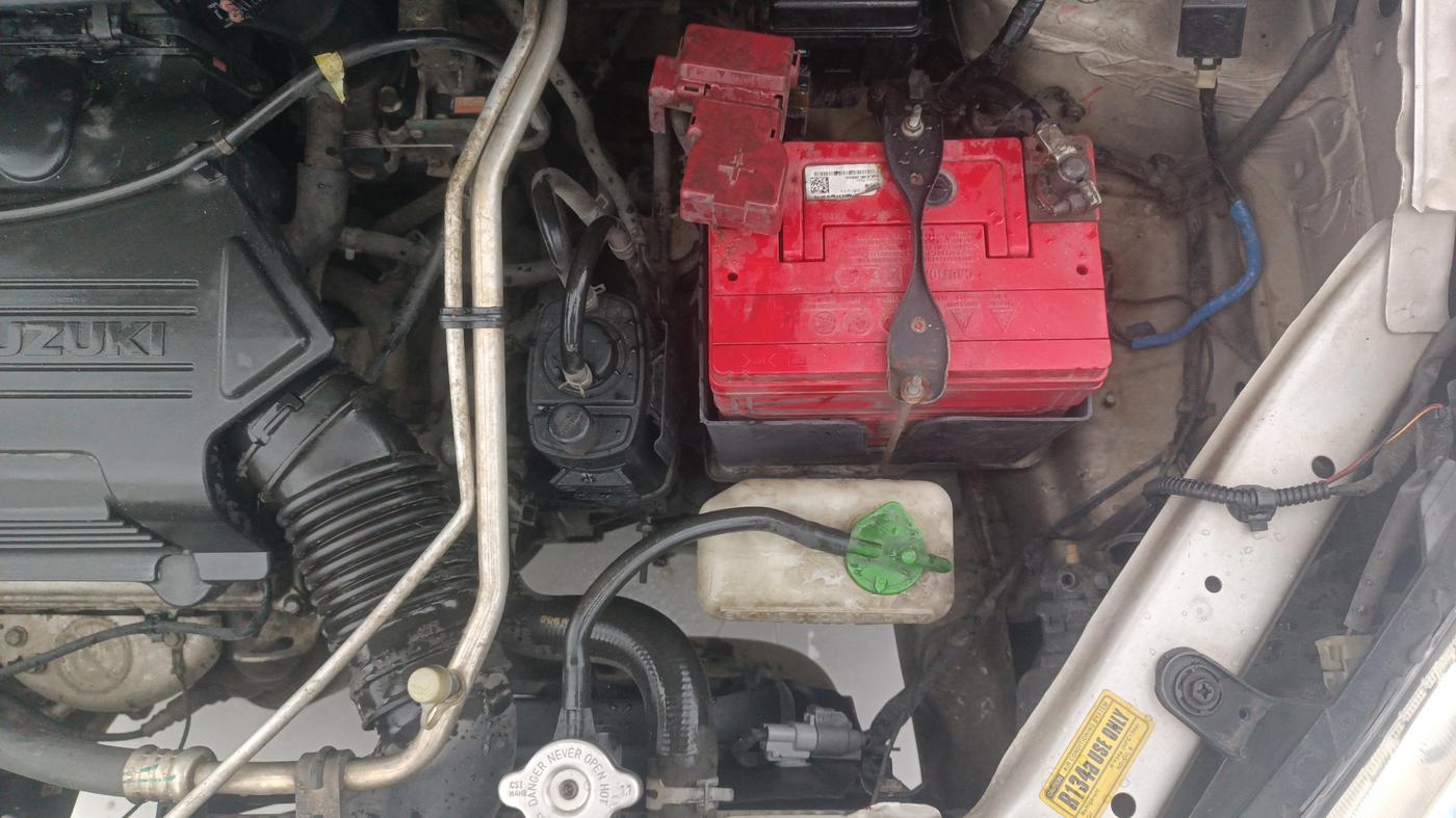 2014 Maruti Wagon R 1.0 VXI, Petrol, Manual, 1,32,169 km, Engine View - Left