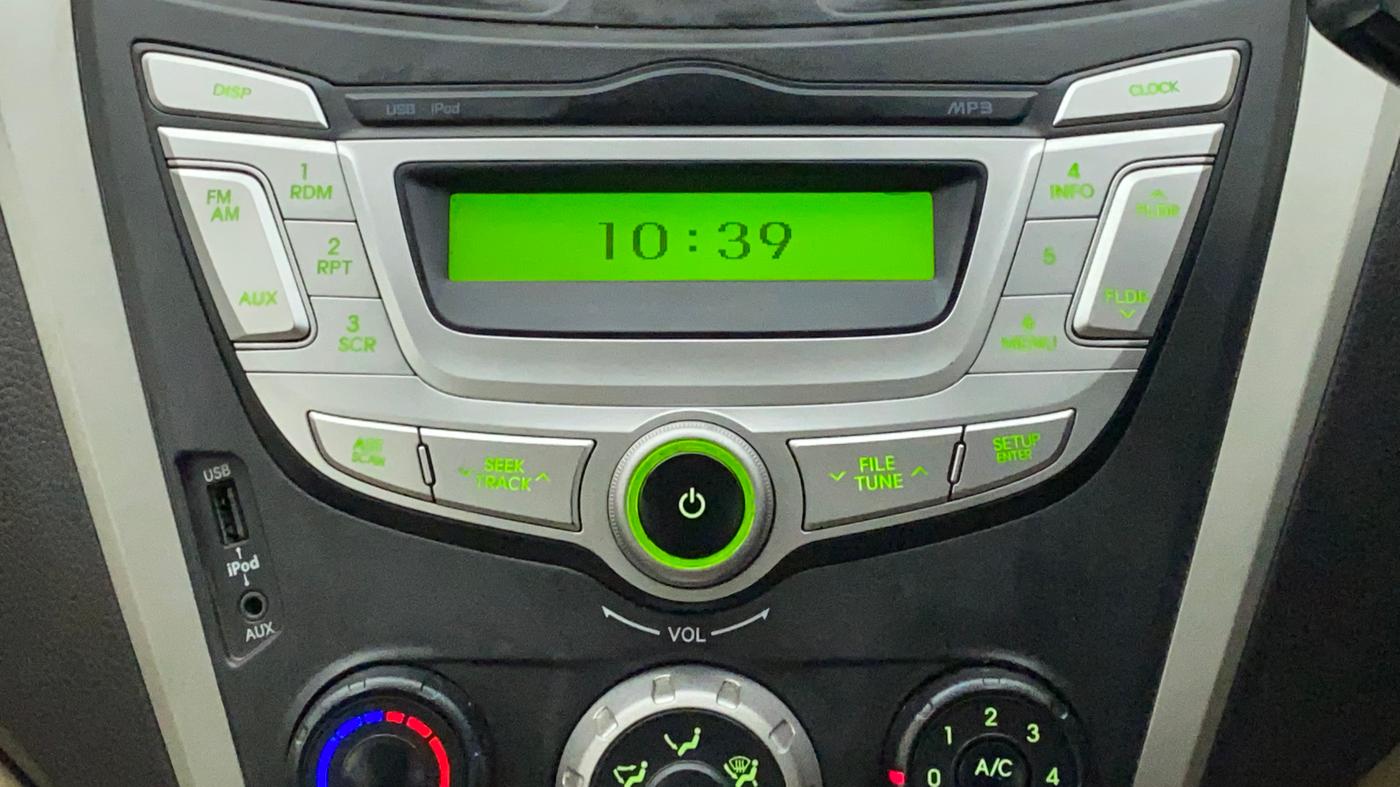 2018 Hyundai Eon SPORTZ, Petrol, Manual, 26,726 km, Infotainment System