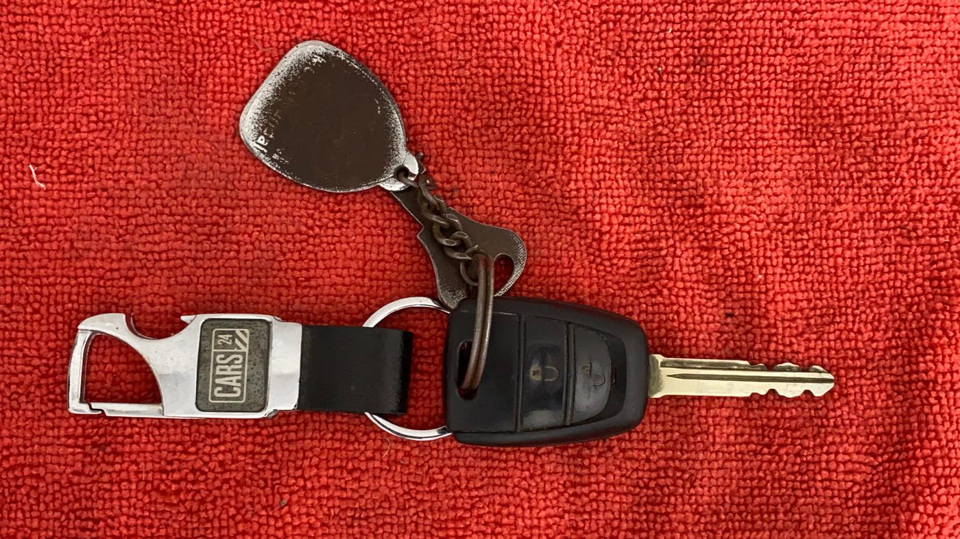 2018 Hyundai Eon SPORTZ, Petrol, Manual, 26,726 km, Key Close Up